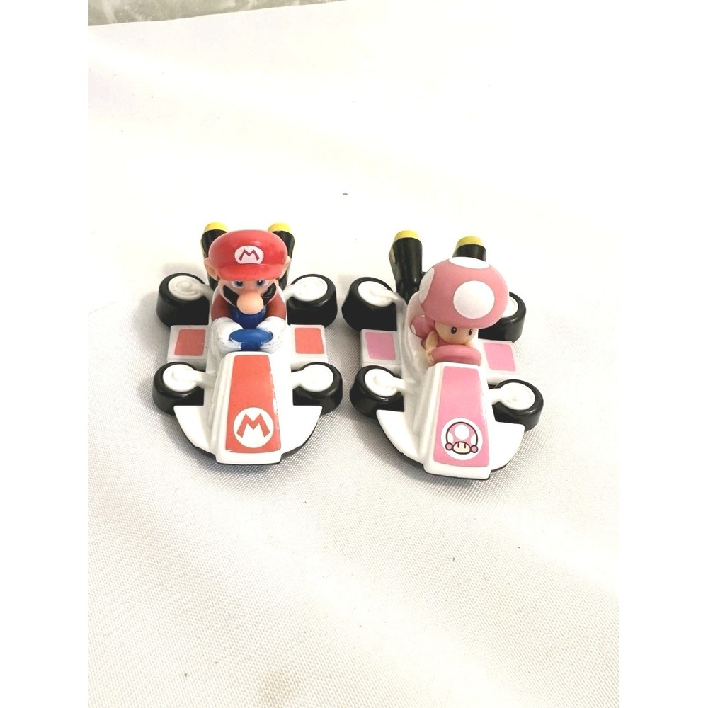 McDonald's 2022 Mario Kart Happy Meal Toys Mario & Toadette Lot of 2